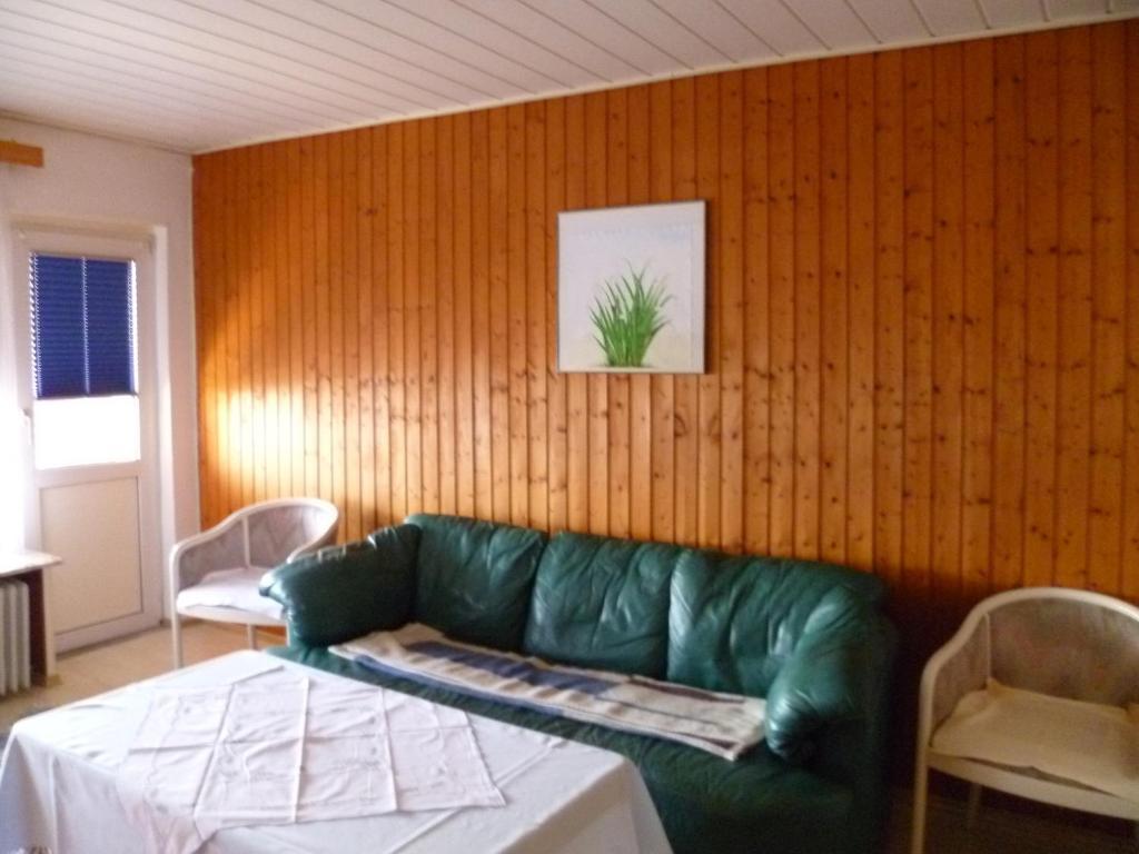 Hotel Rotbuche Westoverledingen الغرفة الصورة