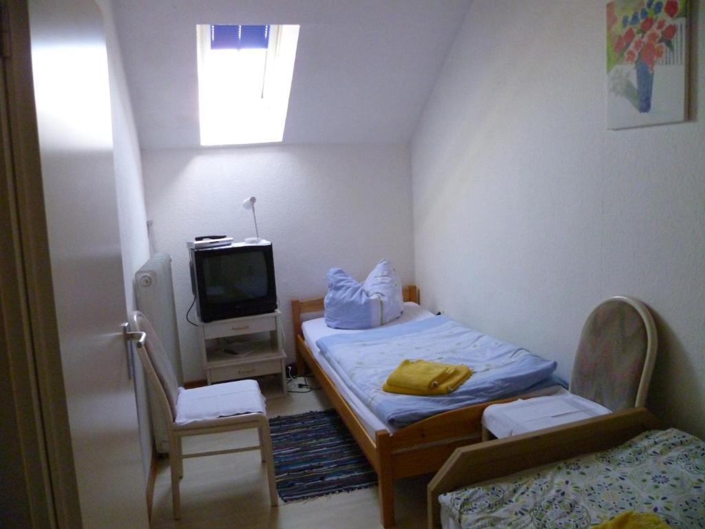 Hotel Rotbuche Westoverledingen الغرفة الصورة