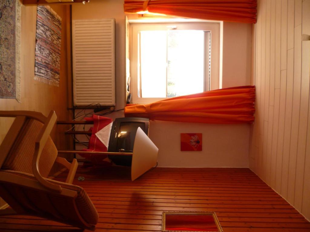 Hotel Rotbuche Westoverledingen الغرفة الصورة
